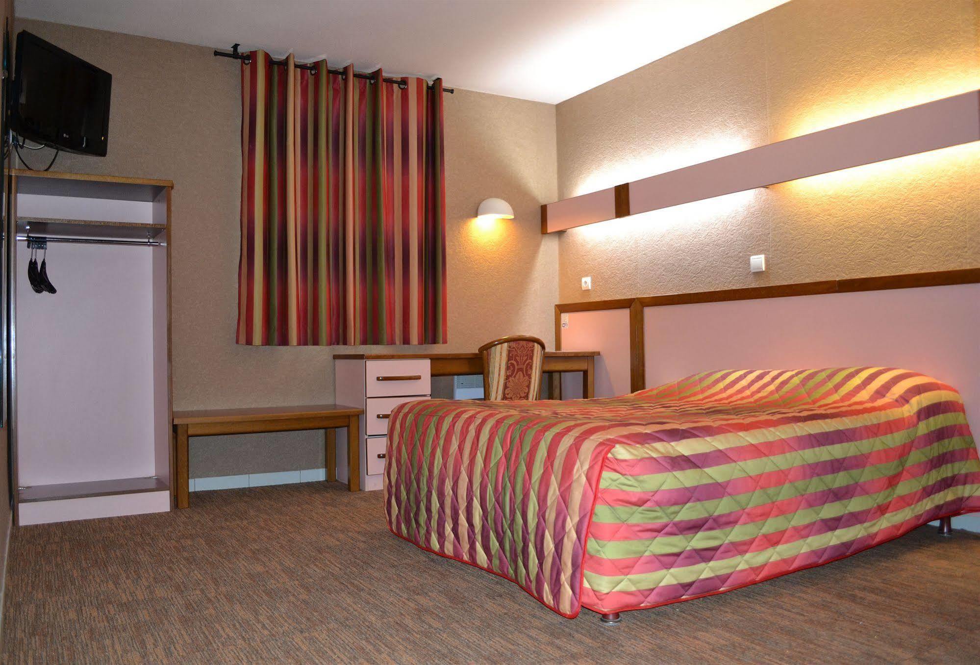 Hotel Siatel Besancon Chateaufarine Екстер'єр фото